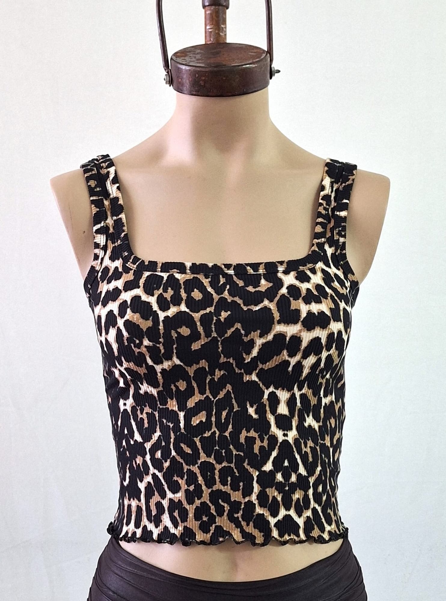 Musculosa cuello cuadrado animal print morley 2026